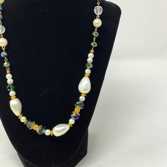 Handmade Artisan Beaded Necklace White Pearlescent Beads Multicolor Gold Tone - Picture 2 of 6